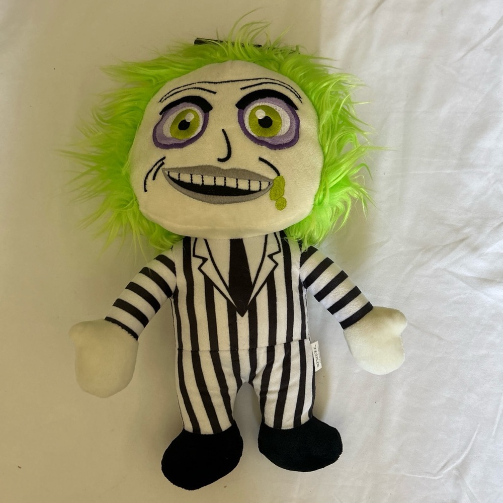 Beetlejuice Fetch For Pets Large 8.5” squeaky Plush Stuffed Animal Dog toy new